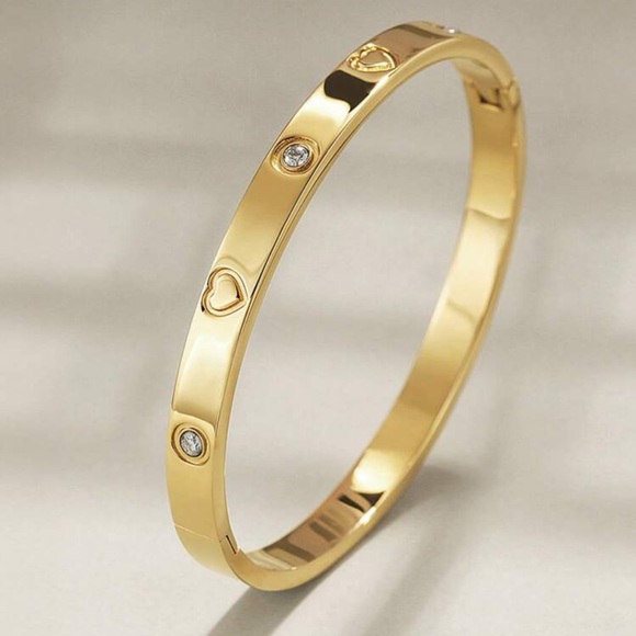 New 2 piece bracelet set - Picture 2 of 5